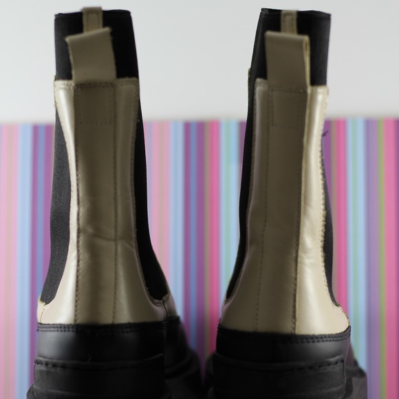 Simons Leather Bootie - Picture 9 of 15